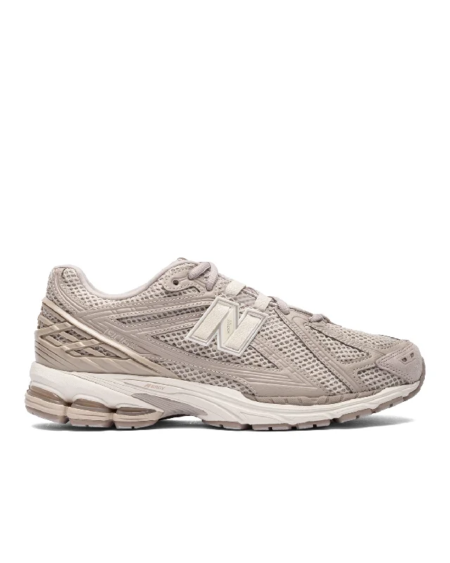 1906R 'Grey Day' Distressed Leather Shoe Style  
