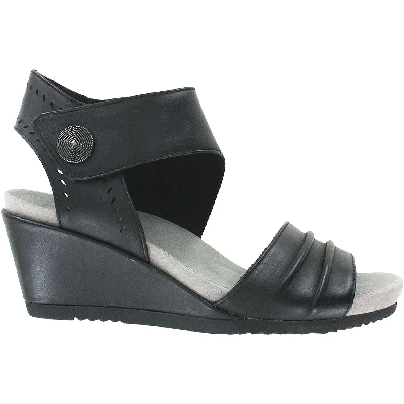 Women's Earth Barbados Black Leather Loose - Fit Slipper Style  
