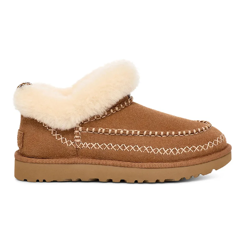 WOMEN'S UGG CLASSIC ULTRA MINI ALPINE | CHESTNUT Patchwork Shoe Aesthetic  