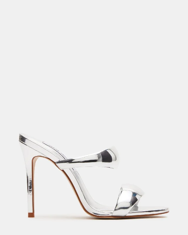 SATURN SILVER Monochromatic Shoe Look  