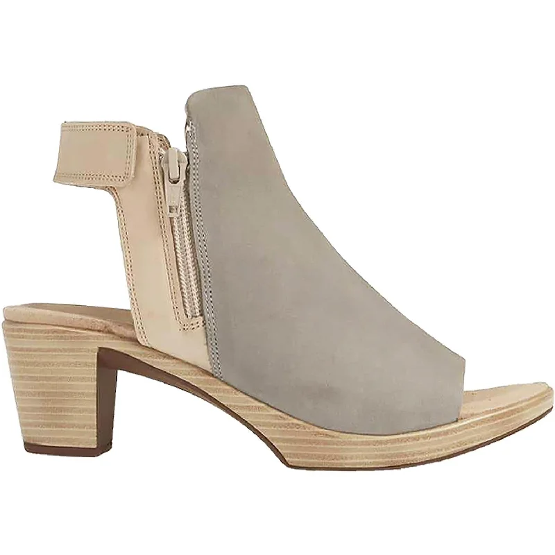 Women's Naot Favorite Light Grey/Beige Nubuck Loose - Fit Slipper Style  