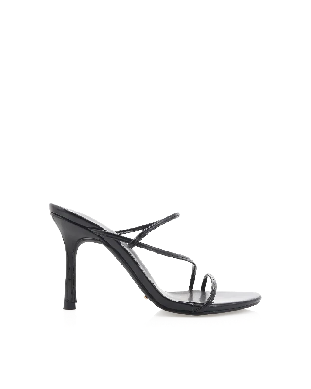ULRICA - BLACK PATENT Moccasin Soft - Sole Style  