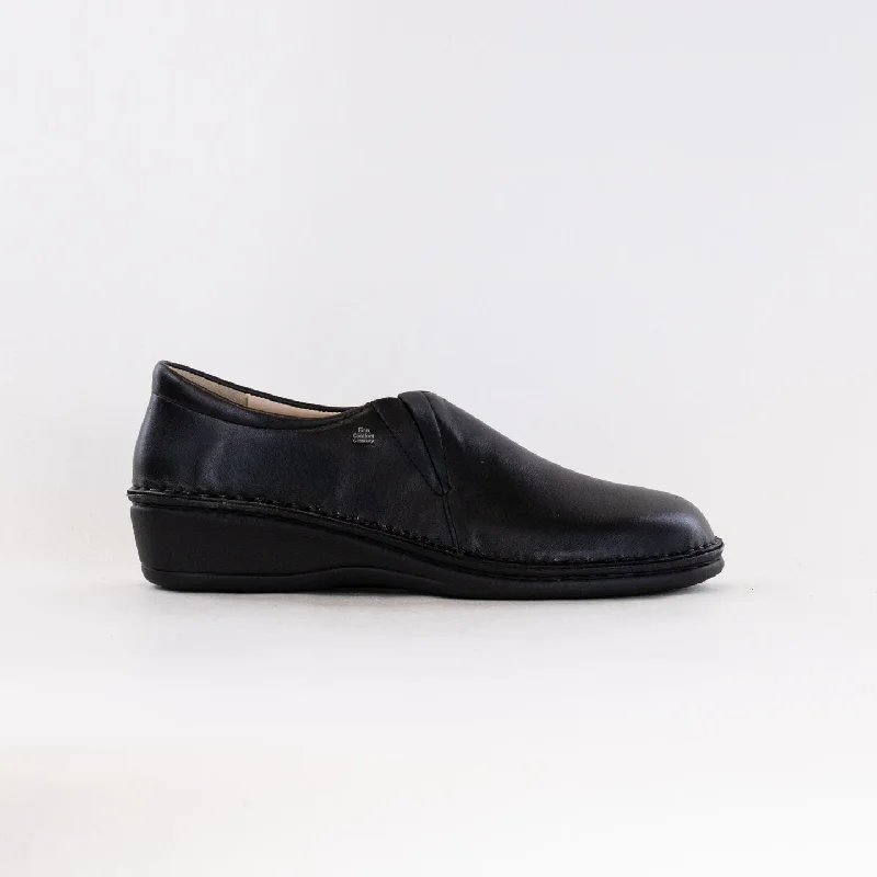 Finn Comfort Newport (Women's) - Black Leather Paisley Print Shoe Design  