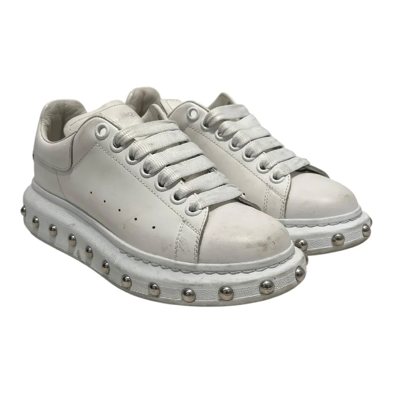 Alexander McQueen/Low-Sneakers/US 6/Leather/WHT/oversized studded sneaker Athleisure Derby Style  