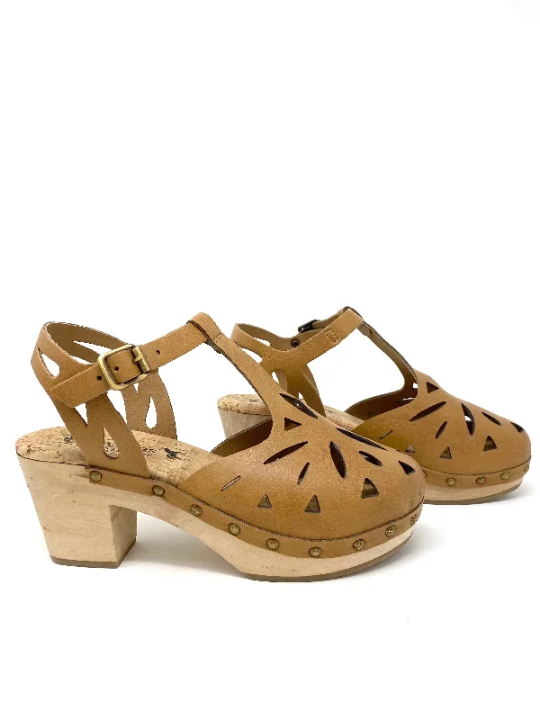Esther Clog in Camel from Novacas Combat - Inspired Military Boot Look  