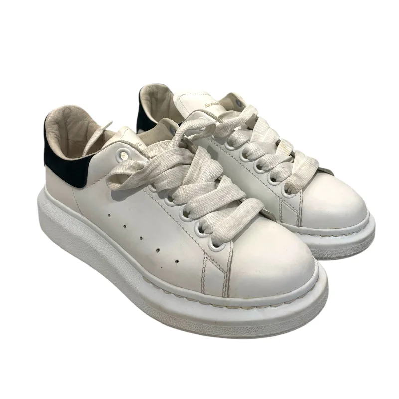 Alexander McQueen/Low-Sneakers/US 5/Leather/WHT/ Tech - Inspired Sneaker Look  