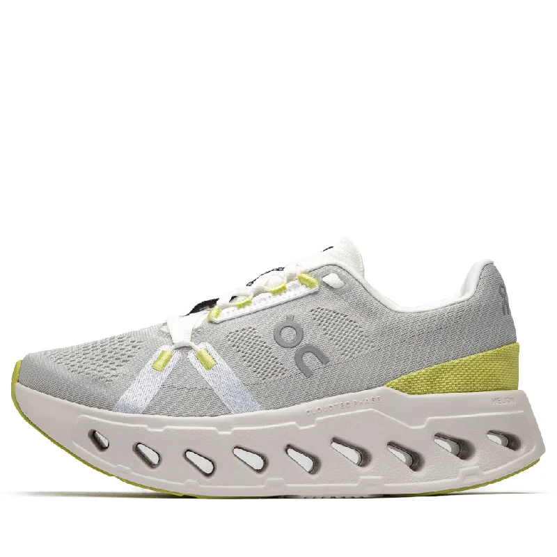 Women's On Cloudeclipse - White/Sand Smart - Shoe Functionality Style  
