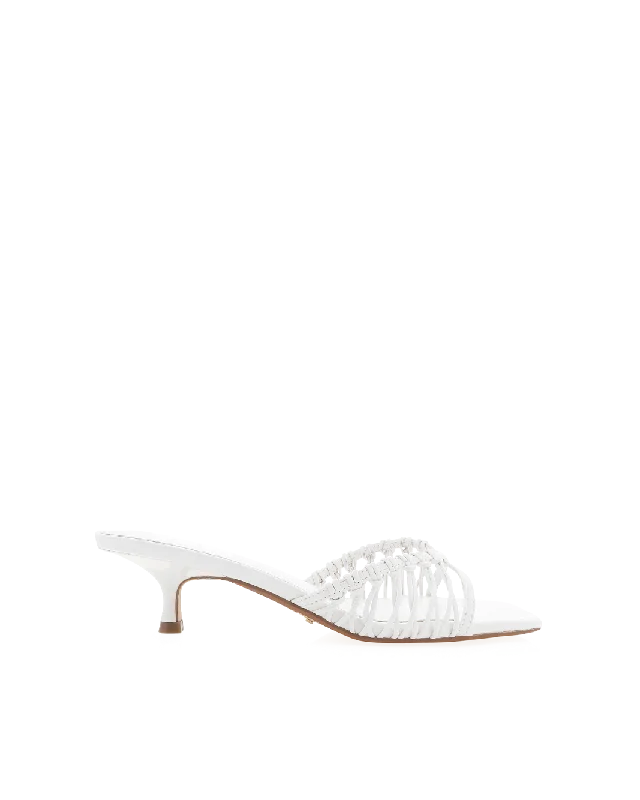 KINSLEY - WHITE Chunky Platform Sneaker Style  