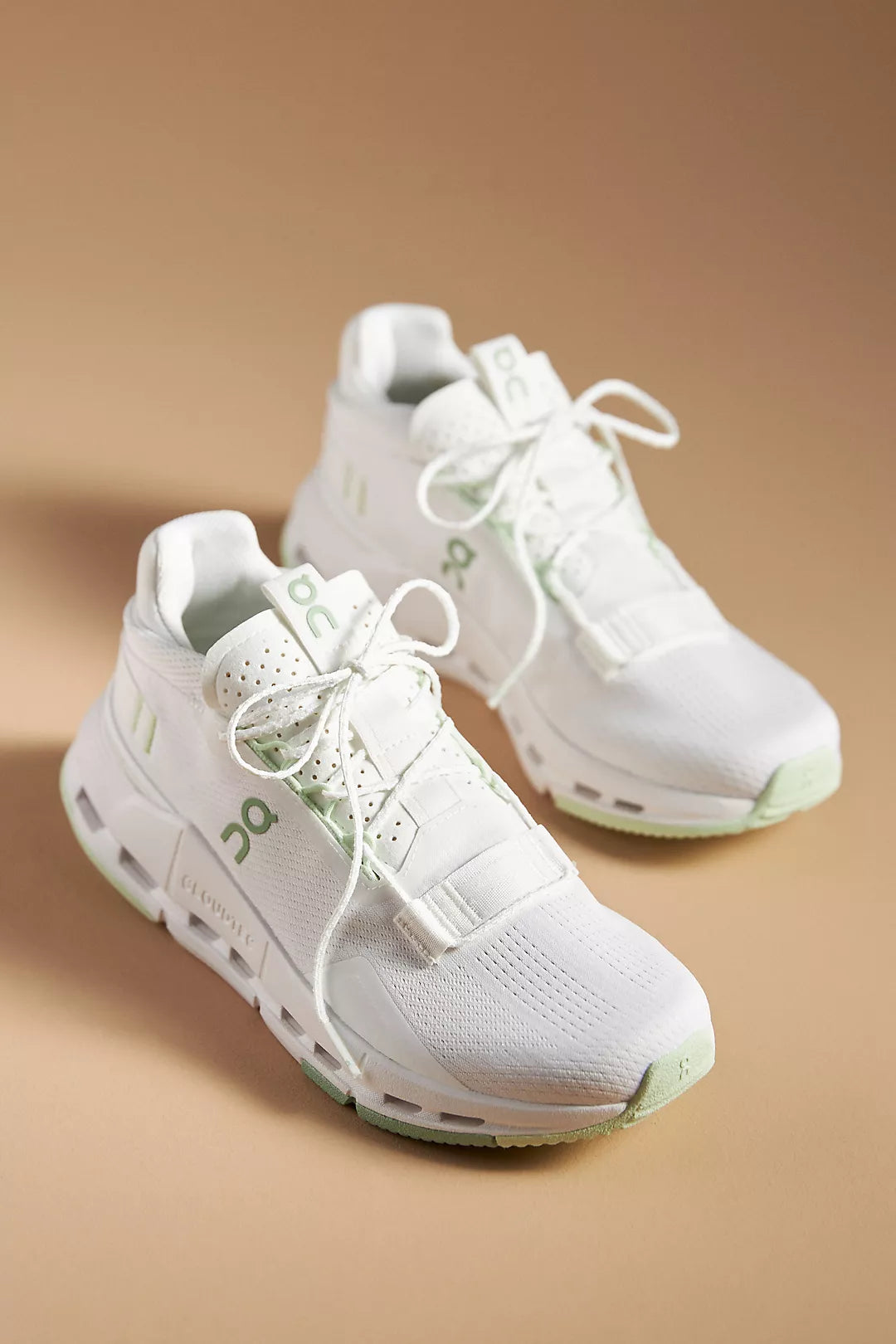 CLOUDNOVA2 WOMEN WHITE/SAGE Quick - Dry Hiking Shoe Style   