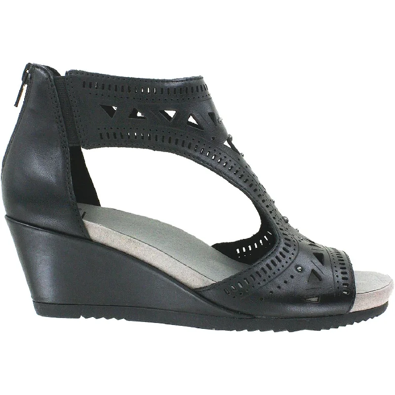 Women's Earth Barbuda Black Leather Suede Desert Boot 