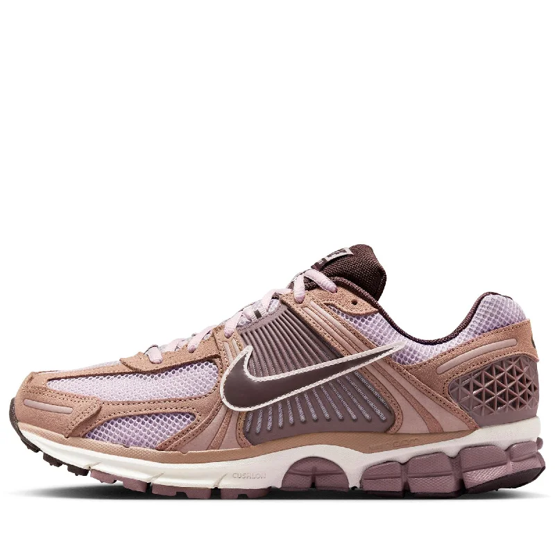 Nike Zoom Vomero 5 - Dusted Clay/Platinum Violet Patchwork Shoe Aesthetic  