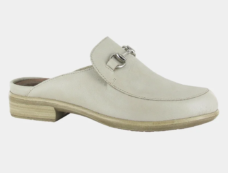 Halny Artisan - Crafted Loafer Style  