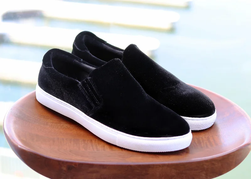 Carrucci by Maurice Velvet Slip-On Sneaker Black Moccasin Soft - Sole Style  