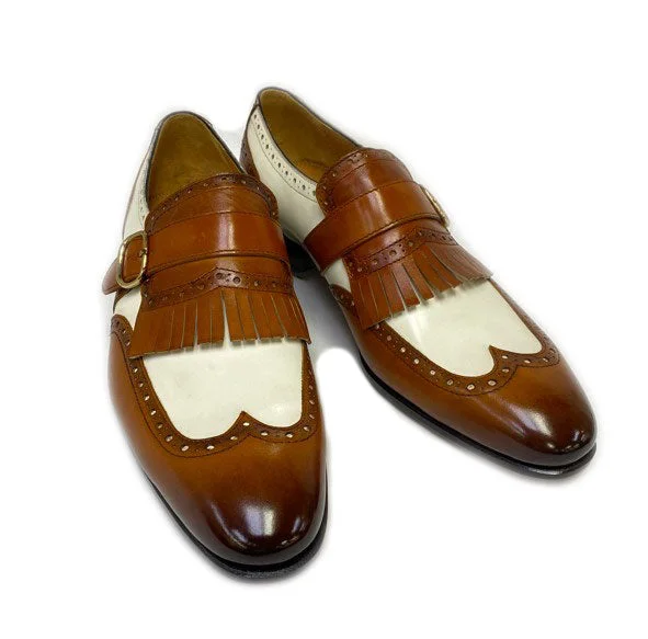 Style: 17007-8831-Camel/Cream Metallic Trim Shoe Design  