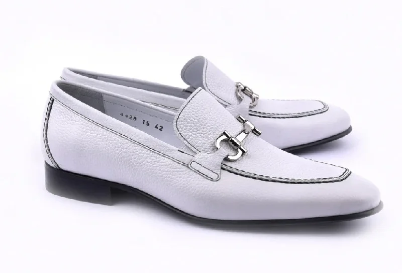 Style: 4428 White Paisley Print Shoe Design  