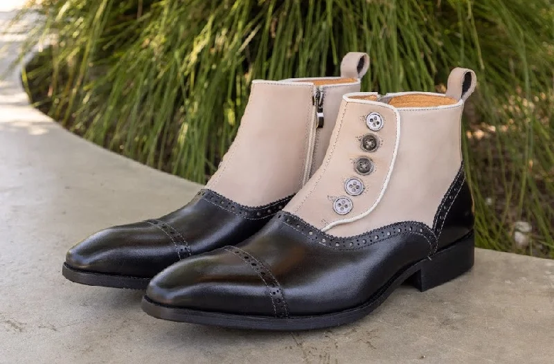 Style: 503-20T-Black/Bone Suede Desert Boot 