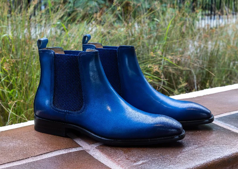 Style: 509-30-Blue Retro Plimsoll Style  
