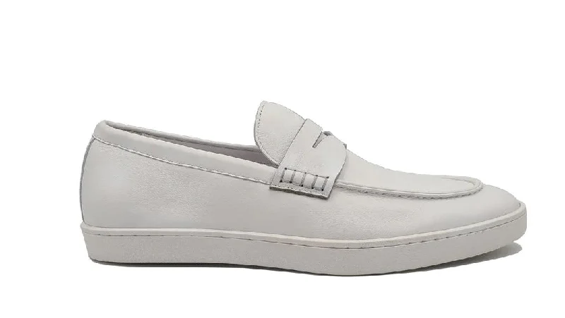 Style: 529-15-White Retro Plimsoll Style  