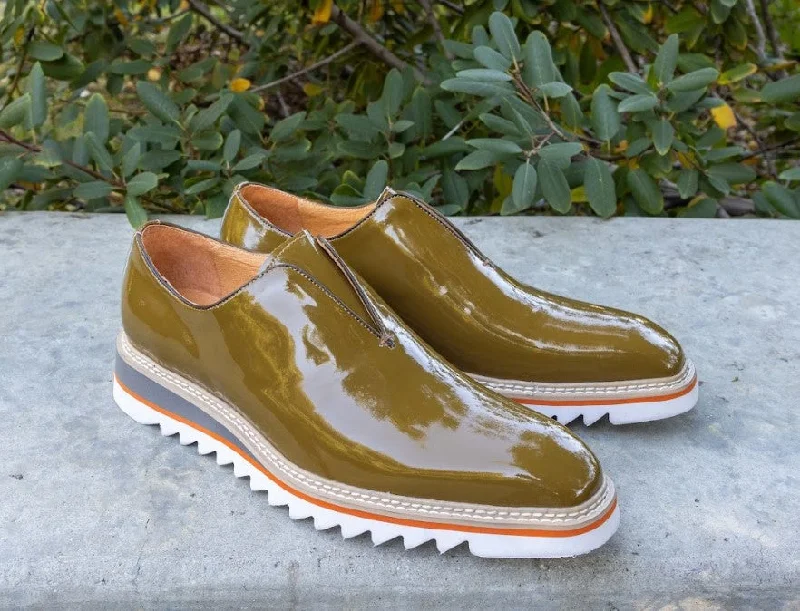Style: 550-08P-Khaki Minimalist Sneaker Style  