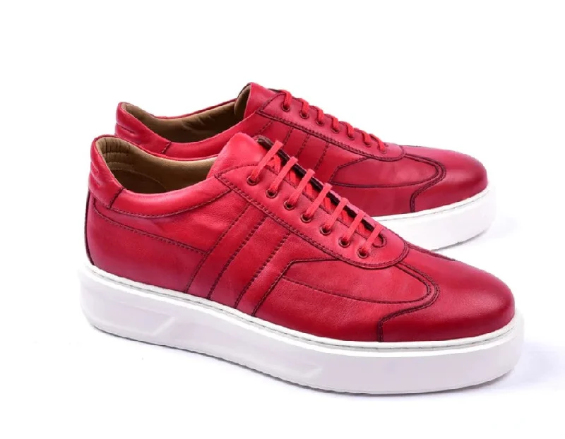 Style: 5769-Red Loose - Fit Slipper Style  
