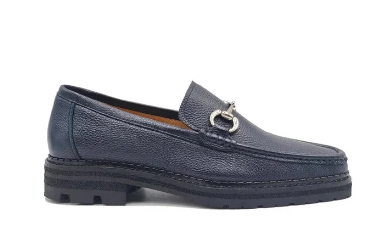 Style: 623-01-Navy Quilted Shoe Design  