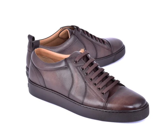Style: 7233-Brown Striped Shoe Style  