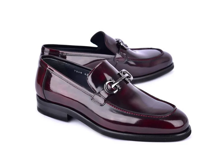 Style: 7249-Burgundy Distressed Leather Shoe Style  