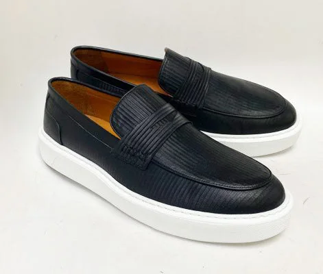 Style: 811200-Black Edwardian Shoe Look  