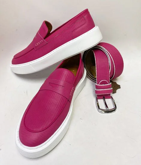 Style: 811200-Fuchsia Inflatable Shoe Look 