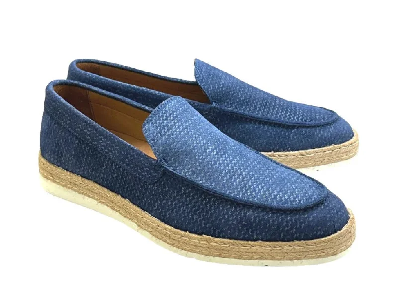 Style: Nuovo-Blue Checkered Shoe Pattern Look  
