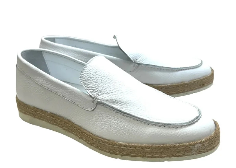 Style: Nuovo-White Rubber - Sole Plimsoll Look  