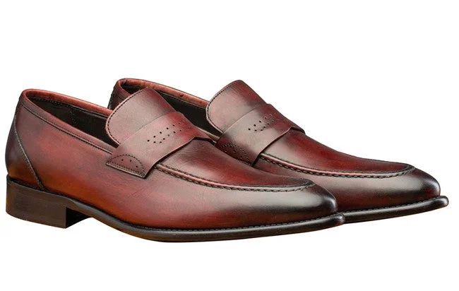 Style: Q540-Burgundy Retro Basketball Sneaker Design  
