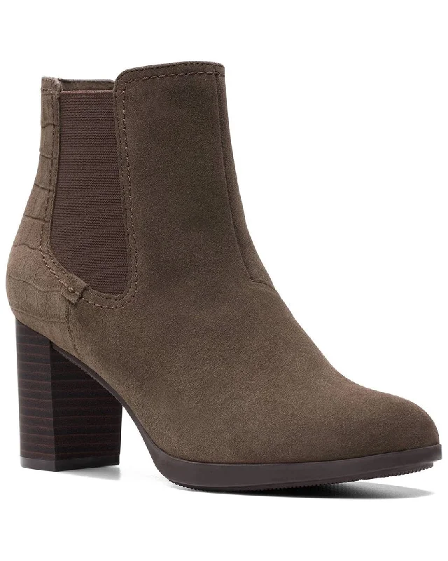 Clarks Bayla Rose Suede Boot Distressed Leather Shoe Style  