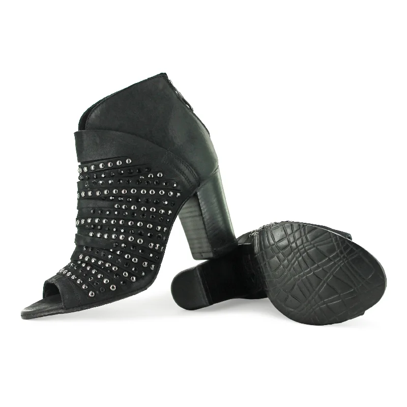 567x10 - Studded Peep Toe Buckle -