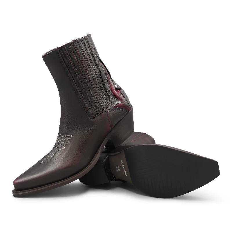 GISEL - Bordeaux Flames Two - Tone Shoe Design  