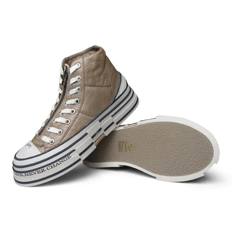VW02L - Nappa Stone Victorian - Era Boot Style  